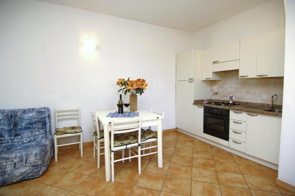 Iss Travel, Citai Panoramic Apartments - 1,5 Km From The Beach San Teodoro  Pokój zdjęcie